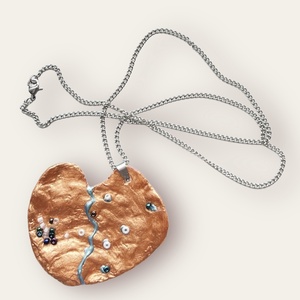 Colier handmade scoică Broken heart - Artynos.ro
