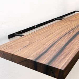 Raft - polita din lemn masiv , Accessorii si unelte, Accesorii decorative, Alte accesorii, , Polite din lemn masiv disponibile pentru baie, bucatarie si bar, avand o grosime de 4 cm.

Produsul..., ARTYNOS