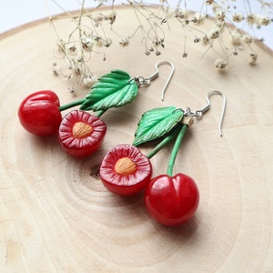 Cercei Mon Cherry cu cirese si tortite din argint, Bijuterii, Cercei, Cercei agatati, Confectionarea bijuteriilor, ARTYNOS