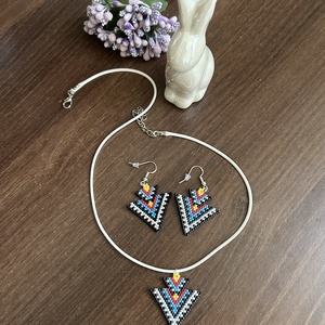 Set bijuterii , Bijuterii, Coliere, Coliere cu mărgele, Altele, ARTYNOS