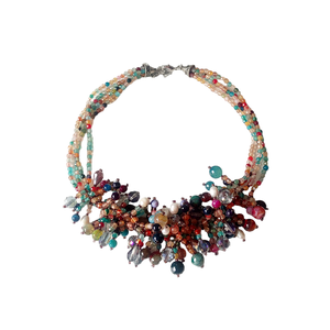 Colier multicolor cu agate, cristale si perlute de diferite dimensiuni - Artynos.ro
