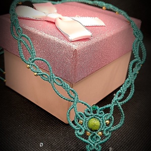 Colier verde micro macrame Jad  - Artynos.ro
