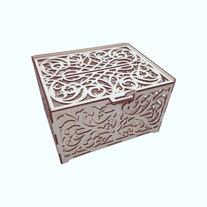 Cutie de dar cu motive florale decupate in lemn - 30x24x18cm, Accesorii nuntă, Amintiri și cadouri de nuntă, Cutie dar nuntă, Prelucrarea lemnului, ARTYNOS