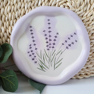 Tava decorativa pictata Round Cloud Lavandā, Casa & Stil de viata, Accesorii pentru decorat casa, Decoratiuni de masa si decoratiuni pentru rafturi , Boluri din ceramica, boluri decorative, Altele, ARTYNOS