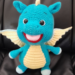 Dragonul vesel- jucarie crosetata, Jucarii si echipamente pentru copii, Plusuri, Dragon de plus, Crosetat, ARTYNOS