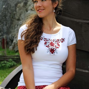 Tricou Szekler brodat - alb, Imbracaminte si moda, Haine dama, Tricou si top de dama, Broderie, Cusatura, ARTYNOS