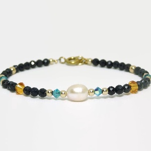 Bratara safir, perla, cristale si aur filat de 14k / gold filled - Artynos.ro