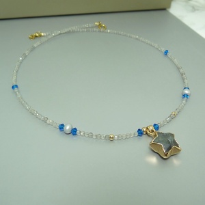 Colier labradorit, perle gri, cristale si aur filat de 14K - Artynos.ro