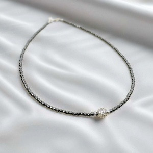 Colier hematit si cubic zirconia - Artynos.ro