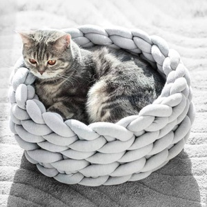 Culcuș pisici tricotat , Casă & Stil de viață, Accesorii pentru animale , Paturi și echipamente pisici, Împletitură, ARTYNOS