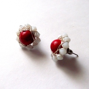 cercei howlite rosu 44592 - Artynos.ro