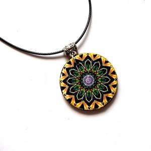 colier lemn mandala 47050, Bijuterii, Coliere, Coliere cu pandantive, Decoupage, transfer si tehnici servetel, Confectionarea bijuteriilor, ARTYNOS