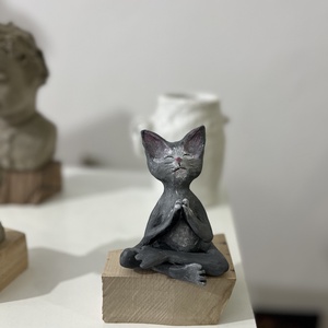 Pisicuta Yoghina, Arte vizuale si accesorii , Sculptura, Sculpturi si figurine din ceramica, Lucrare cu argila, Obiecte pictate, ARTYNOS