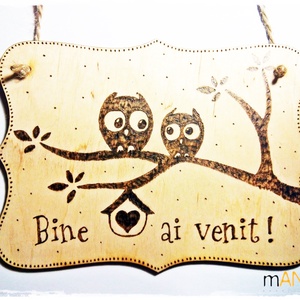 Tablita pirogravata cu bufnite - bine ai venit, Casă & Stil de viață, Accesorii pentru decorat casa, Decorațiuni de pereți, decorațiuni suspendate, Decorațiuni suspendate, Gravare, pirogravură, Prelucrarea lemnului, ARTYNOS