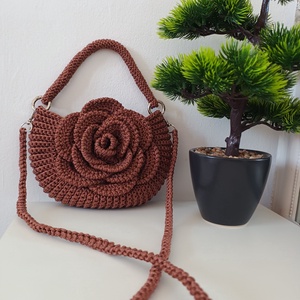 Geanta handmade trandafir , Geantă și husă, Genți de umăr și genți de mână, Geantă casual, Croșetat, ARTYNOS