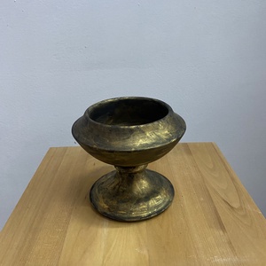 Vas decorativ ceramic, Casă & Stil de viață, Accesorii pentru decorat casa, Decorațiuni de masă și decorațiuni pentru rafturi , Decorațiuni de masă, Ceramică, Obiecte pictate, ARTYNOS