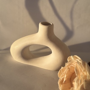 Vaza Divine , Casa & Stil de viata, Accesorii pentru decorat casa, Decoratiuni de masa si decoratiuni pentru rafturi , Decoratiuni de masa, Ceramica, ARTYNOS