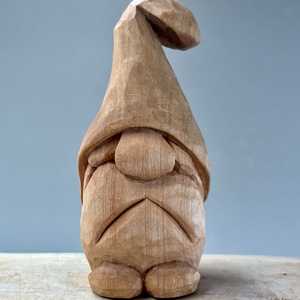 Gnom din lemn de tei  sculptura rustica - Artynos.ro
