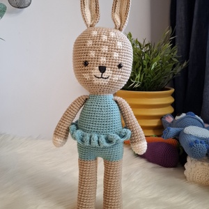 Iepuras pistruiat crosetat, 31cm , Jucarii si echipamente pentru copii, Plusuri, Iepure de plus, Crosetat, ARTYNOS