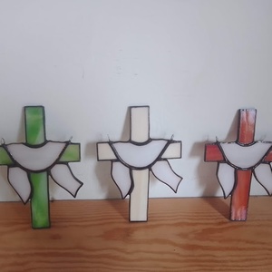 Cruce cu pânză  Vitraliu Tiffany pentru Paște, Simbol al speranței și al reînnoirii, Casă & Stil de viață, Obiecte religioase și de devoțiune, Cruce, Artă de sticlă, ARTYNOS