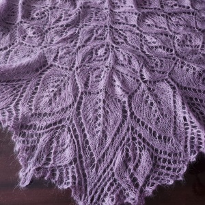 Sal tricotatpetale de trandafir, Imbracaminte si moda, Haine dama, Poncho, Impletitura, ARTYNOS