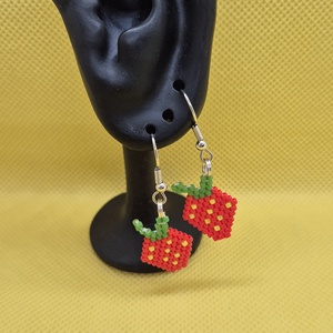 Cercei capsuna, Bijuterii, Cercei, Cercei si ornamente pentru urechi, Cusatura, ARTYNOS